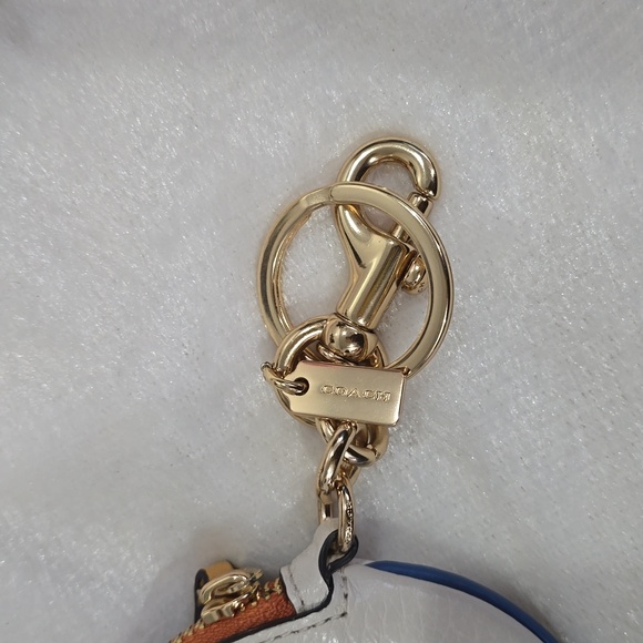 Coach Leather Coach Stamp Coin Pouch Key Charm Chalk - Picture 3 of 7